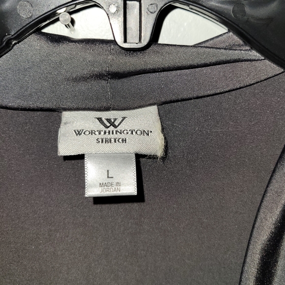 Worthington Blouse - Picture 2 of 3